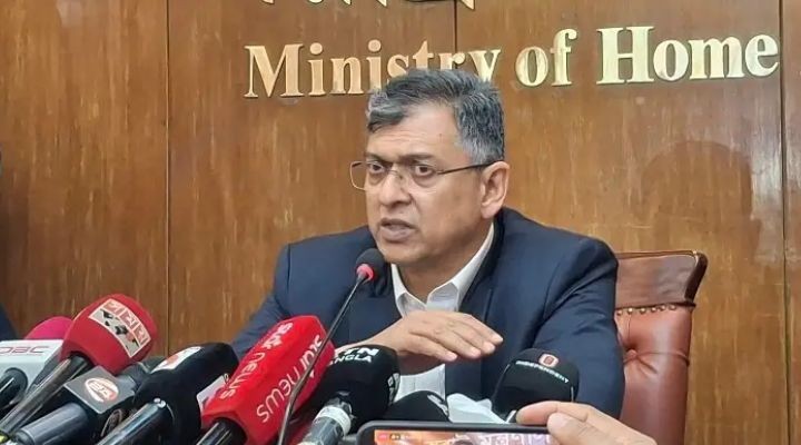 অভ্যুত্থানে পুলিশ হত্যার তদন্ত নিয়ে কোনো বক্তব্য দিইনি: স্বরাষ্ট্রমন্ত্রী